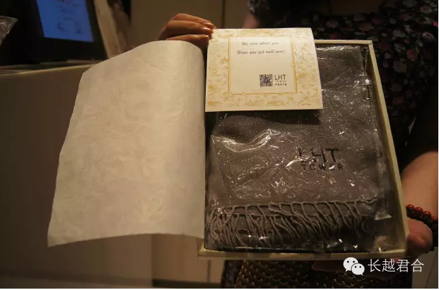 1510911488131298.png blob.png