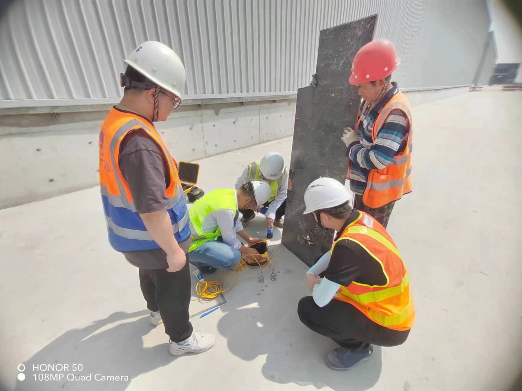 建筑用高密度聚乙烯板承重能力测试研究分析