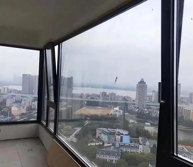 防火塑料窗框在高层建筑中的应用