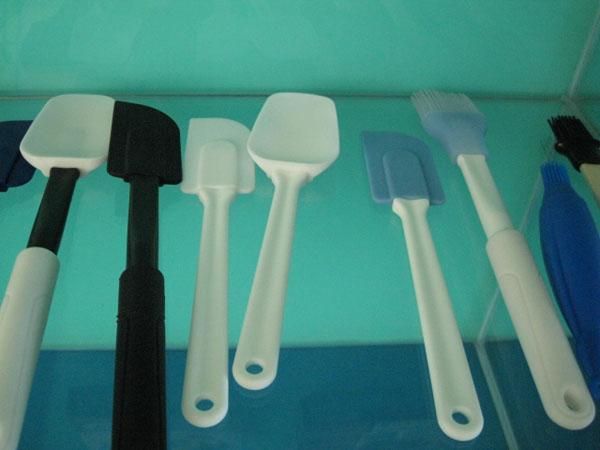 硅胶厨具高温耐受性与安全性解析