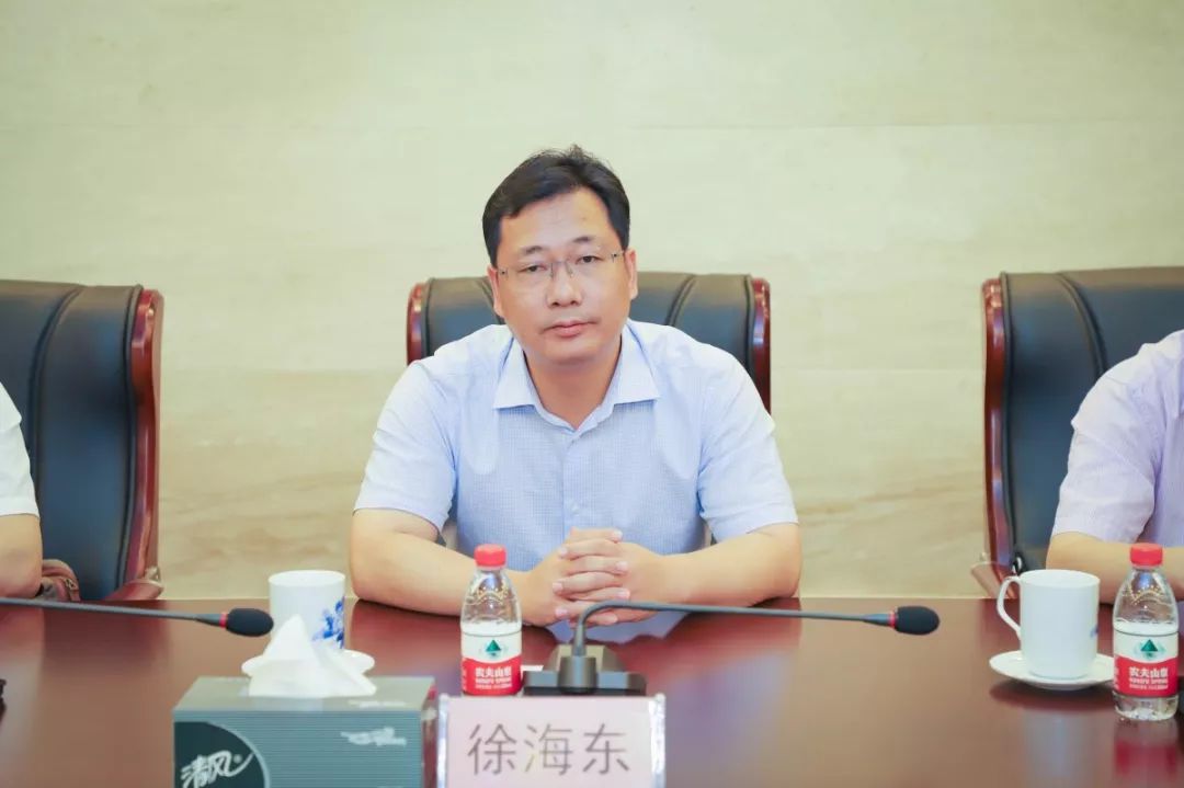 上海亚大汽车塑料制品有限公司，卓越制造，塑造未来创新之路