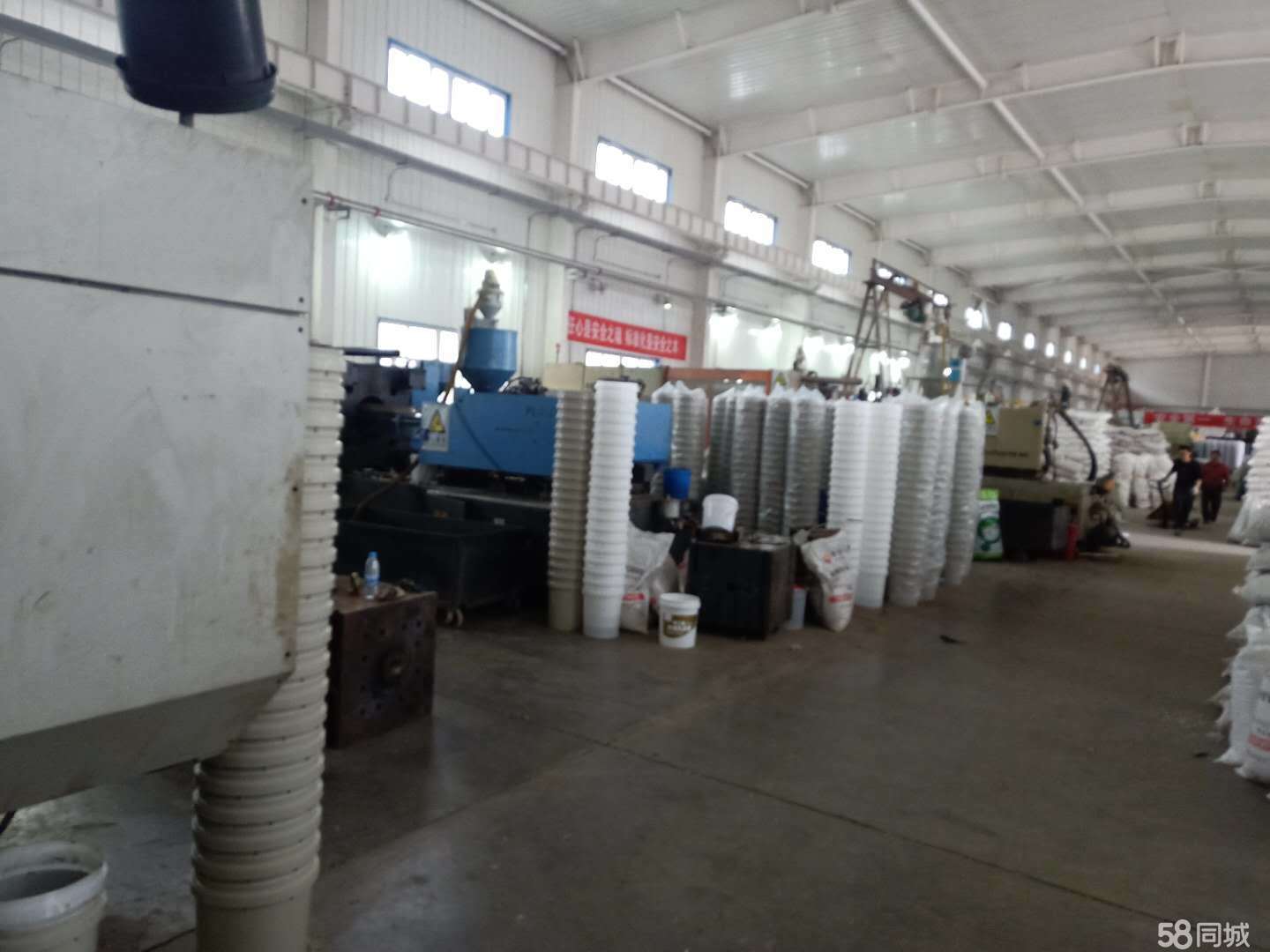 乌鲁木齐市塑料制品厂的繁荣与发展