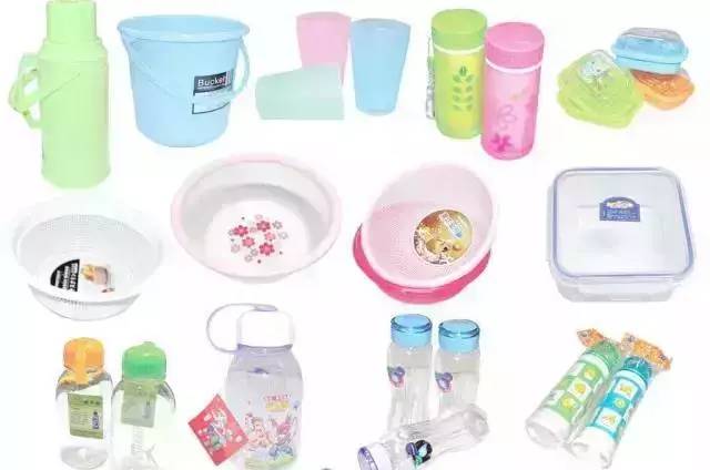 生活塑料制品，双刃剑的解读与未来展望探讨