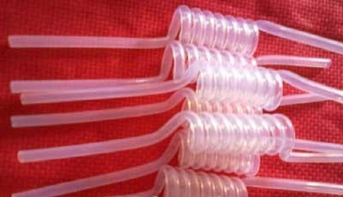 塑料制品分解的挑战与解决方案探索