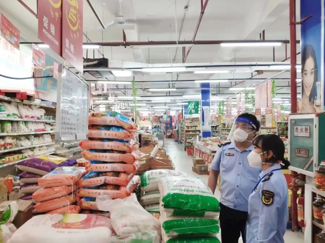 揭阳塑料制品批发市场蓬勃发展繁荣景象