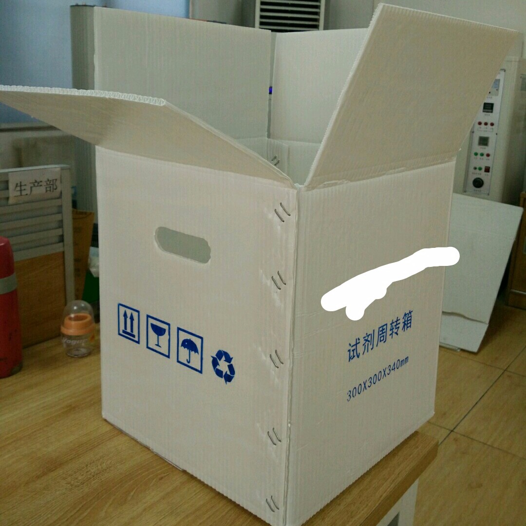 塑料制品与纸箱，现代物流与包装中的关键角色