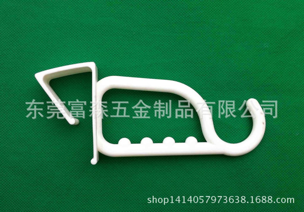 塑料制品钩，连接世界的纽带
