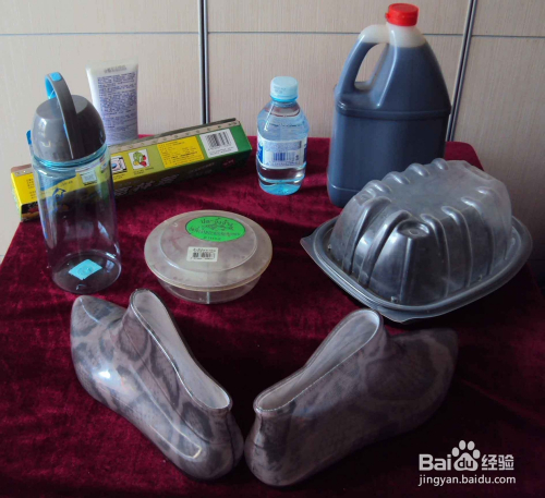 喜欢塑料制品，现代生活的独特情感纽带
