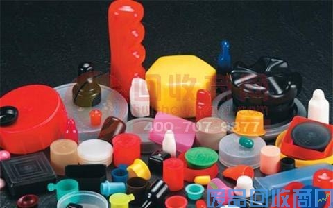 塑料制品与外贸，交织的机遇与挑战